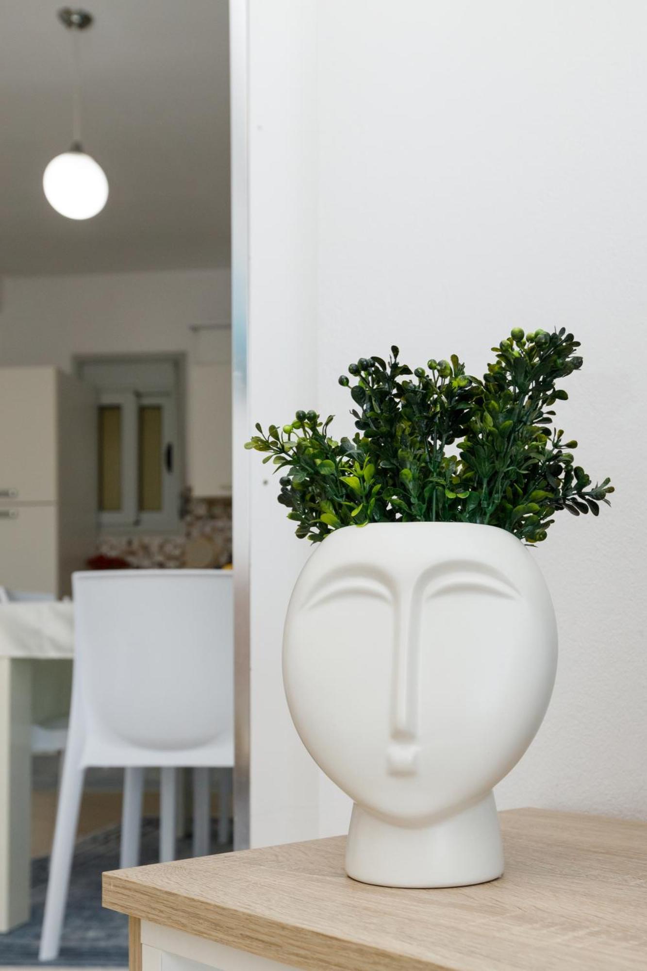 Gus Apartament Vlorë Екстериор снимка