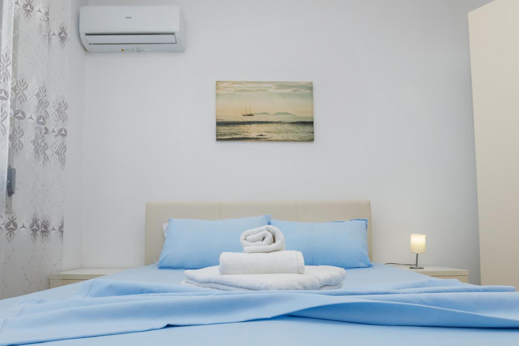 Gus Apartament Vlorë Екстериор снимка